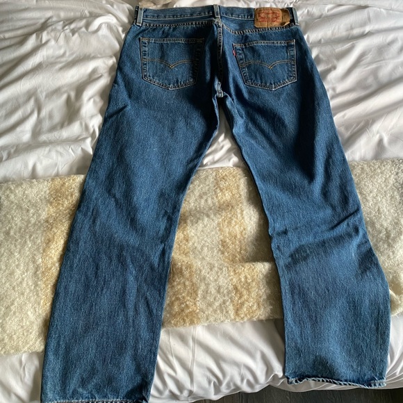Levi Jeans - Picture 3 of 3